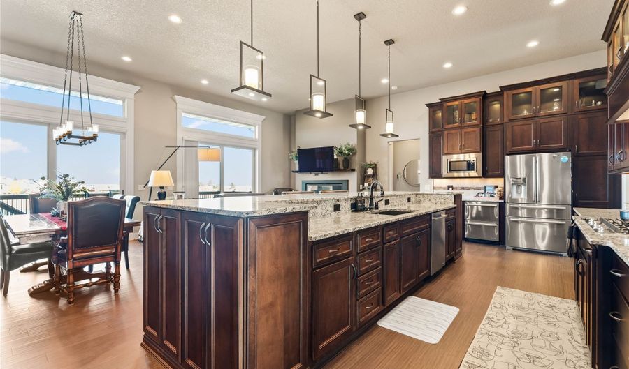 2711 Coyote Dr, Ames, IA 50014 - 5 Beds, 3 Bath