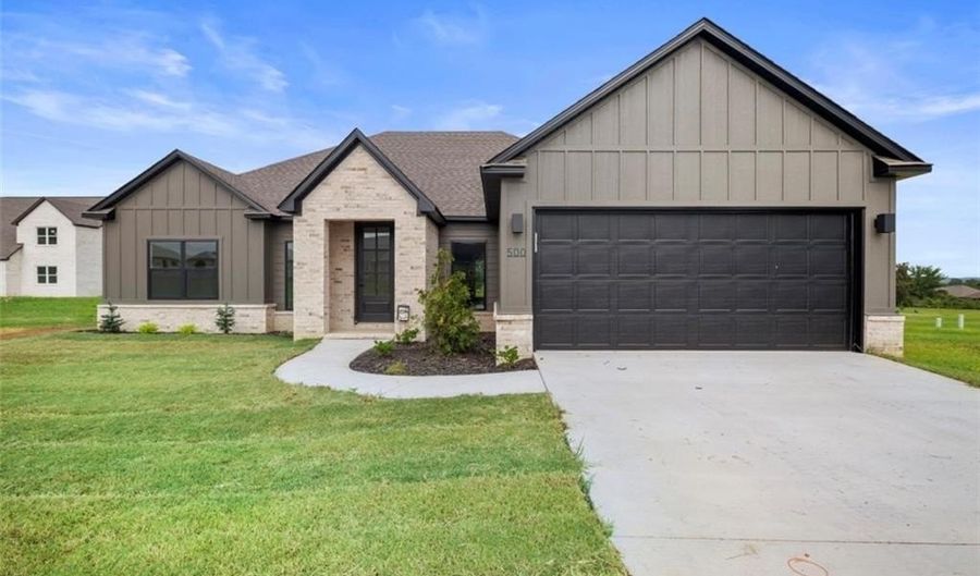 500 Buffalo Pass, Barling, AR 72923 - 3 Beds, 2 Bath