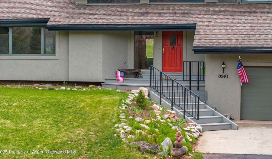 543 Westbank Rd, Glenwood Springs, CO 81601 - 4 Beds, 3 Bath