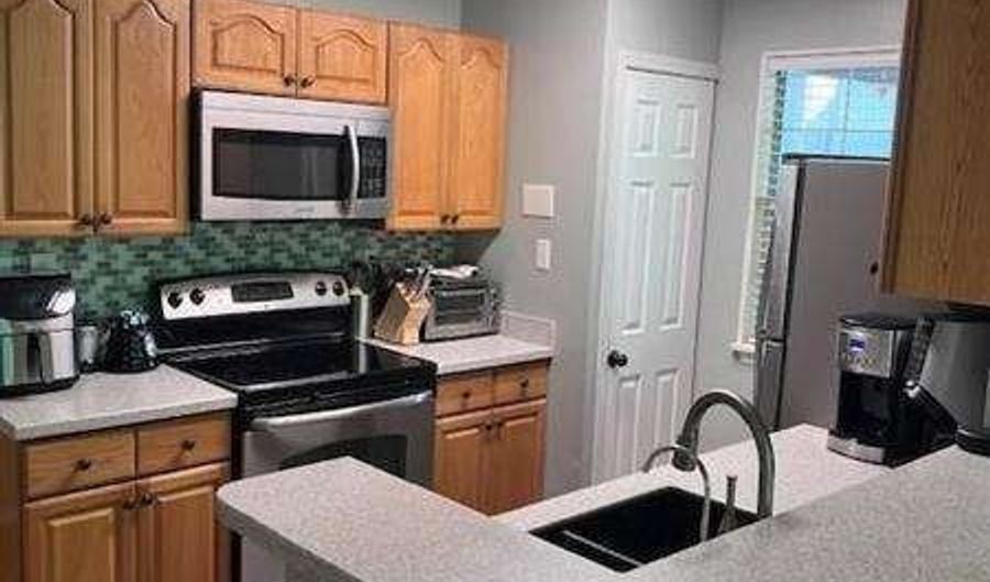 515 Cypress Pointe St, Alpharetta, GA 30022 - 2 Beds, 2 Bath