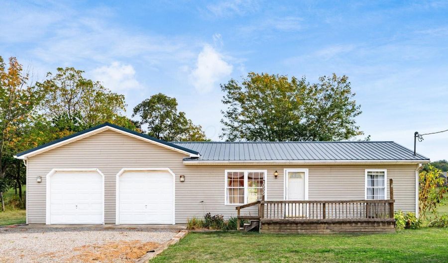 10539 Garrett Rd SW, Amanda, OH 43102 - 2 Beds, 2 Bath