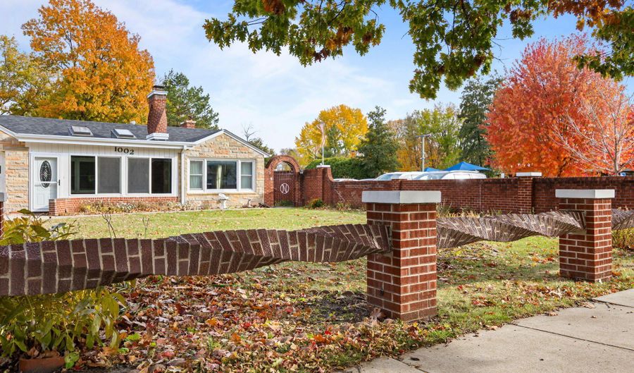 1002 Carroll Ave, Ames, IA 50010 - 3 Beds, 2 Bath