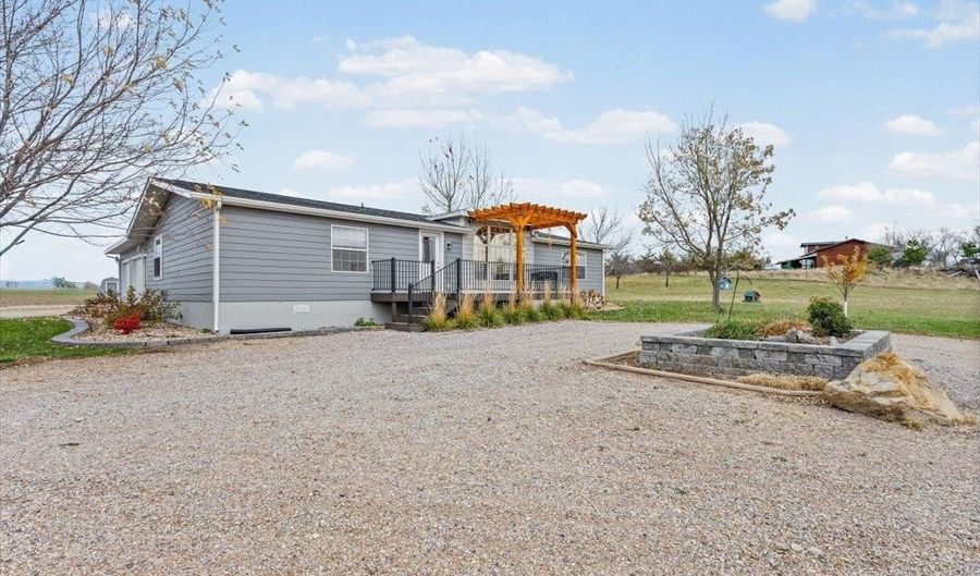 18860 Garnet Ln, Belle Fourche, SD 57717 - 3 Beds, 2 Bath