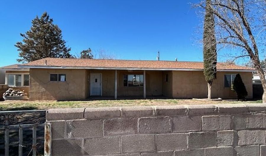 2508 S Silver Ave, Deming, NM 88030 - 2 Beds, 2 Bath