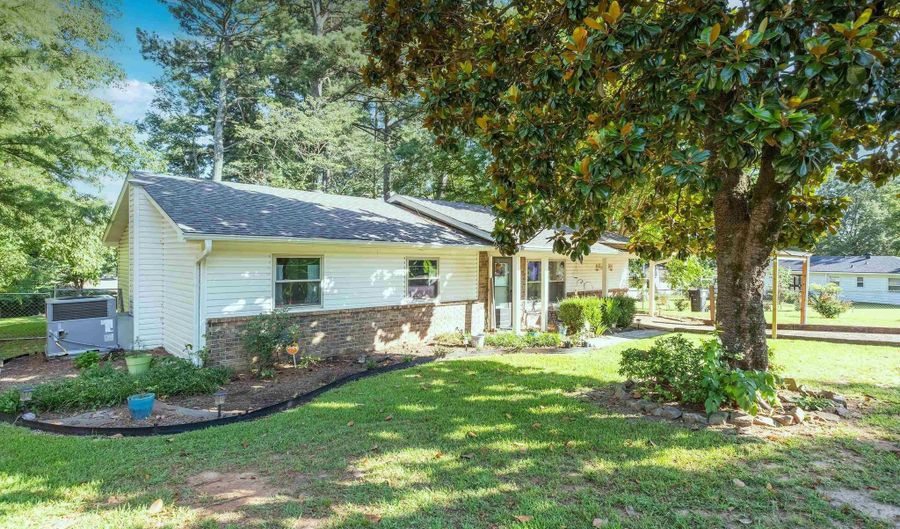 4203 Glenda Lane Ln, Benton, AR 72019 - 3 Beds, 2 Bath