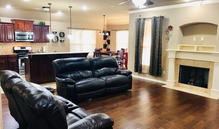 2800 Calm Ridge Rd, Bentonville, AR 72713 - 3 Beds, 2 Bath