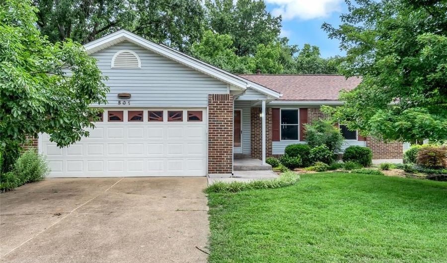 501 Echo Hill Ct, Ballwin, MO 63021 - 2 Beds, 3 Bath