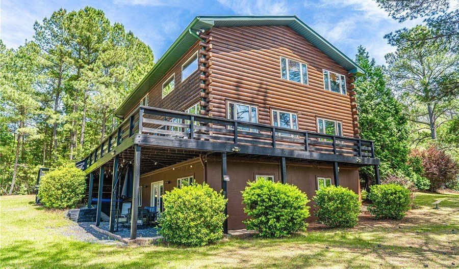 105 Lakewood Dr, Aberdeen, NC 28315 - 3 Beds, 3 Bath