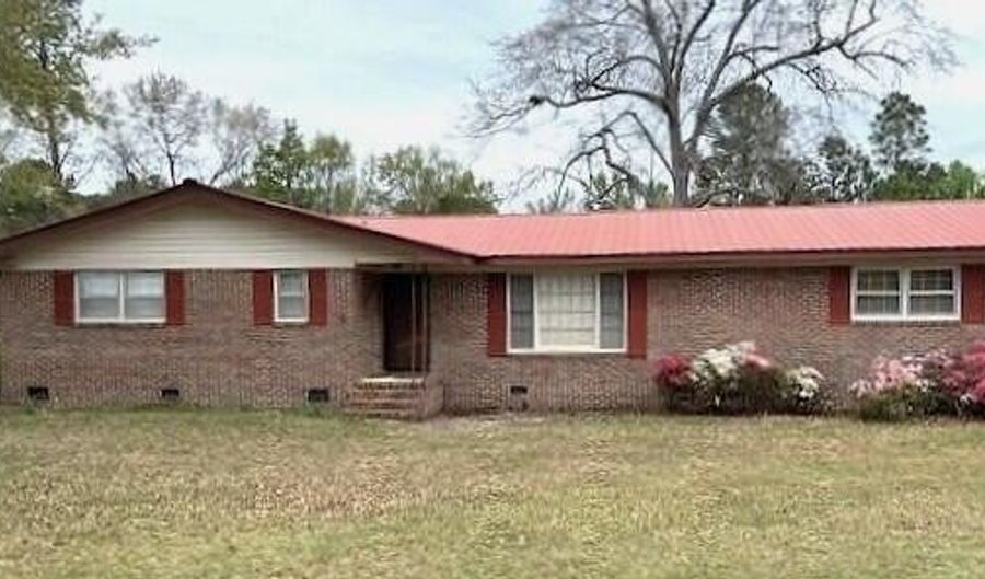 31 Pecan Ln, Barnwell, SC 29812 - 3 Beds, 2 Bath