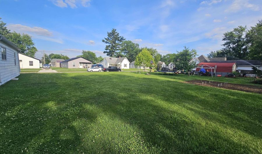 702 S Durbin St, Bicknell, IN 47512 - 2 Beds, 1 Bath