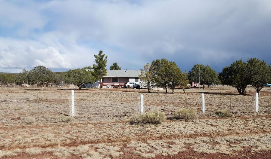 3597 Boone Trl, Ash Fork, AZ 86046 - 3 Beds, 2 Bath