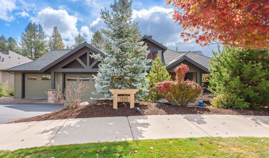 2885 NW Perlette Ln, Bend, OR 97703 - 4 Beds, 4 Bath