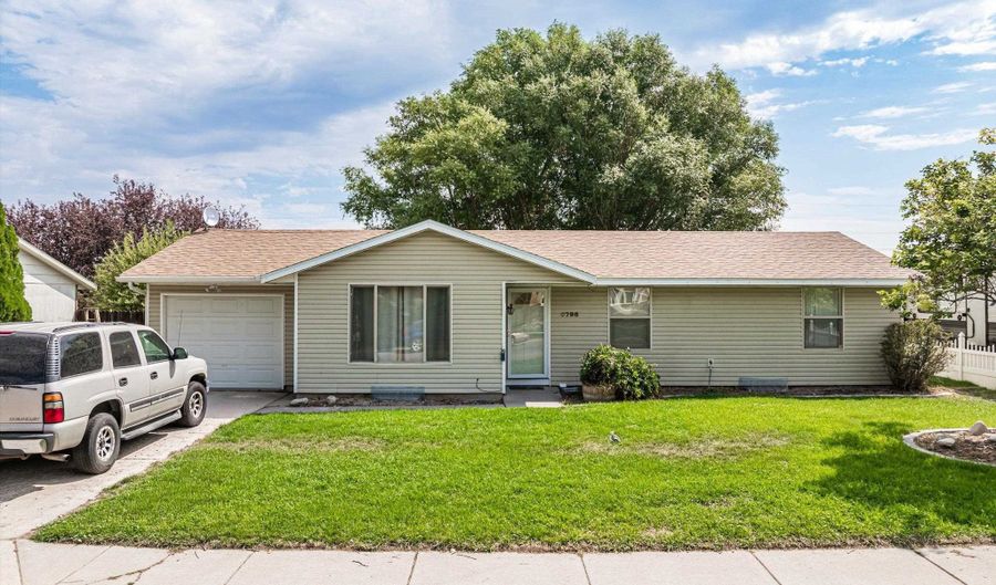 5798 Moses, Chubbuck, ID 83202 - 4 Beds, 2 Bath