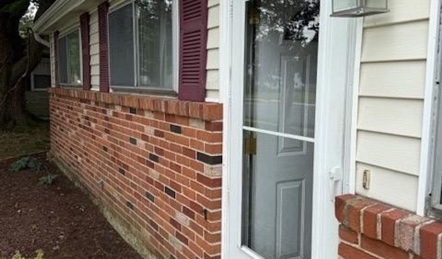 106 MITSCHER Rd, Dover, DE 19901 - 3 Beds, 1 Bath