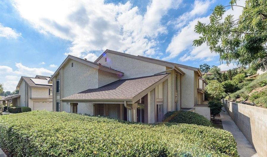 5440 Baltimore Dr 103, La Mesa, CA 91942 - 3 Beds, 3 Bath