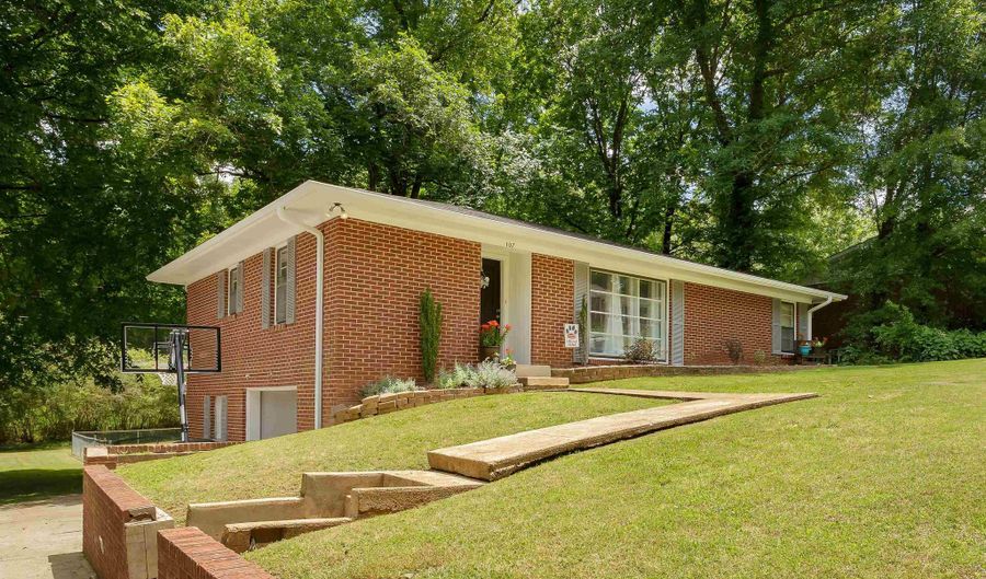 107 Baker Dr, Florence, AL 35630 - 3 Beds, 2 Bath