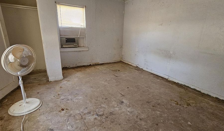 319 S 4TH St, Buckeye, AZ 85326 - 0 Beds, 0 Bath