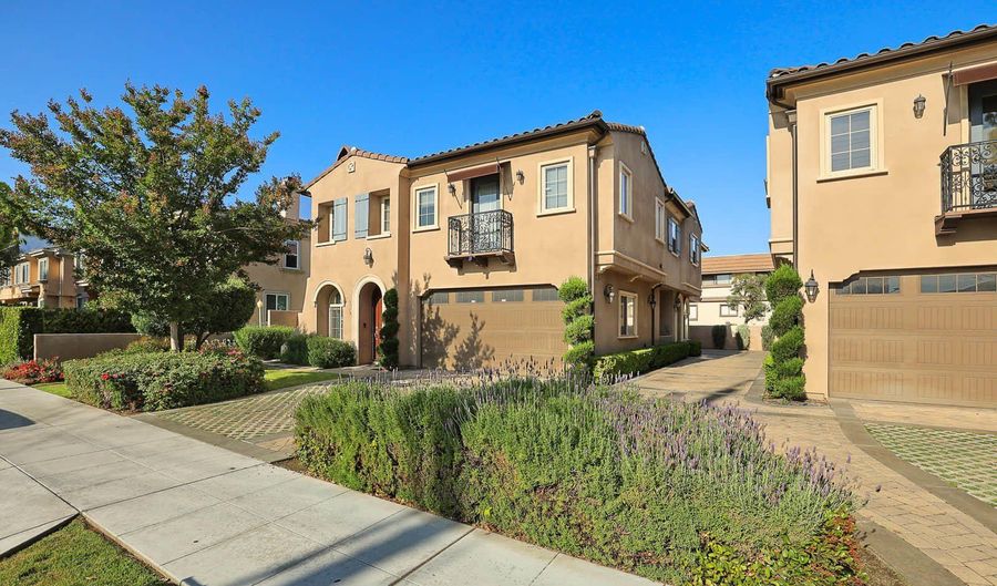 808 S Golden W Ave B, Arcadia, CA 91007 - 3 Beds, 4 Bath