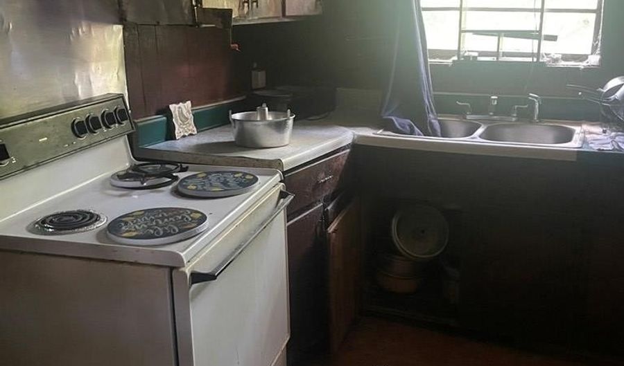 150 Willis Rd, Attapulgus, GA 39815 - 3 Beds, 2 Bath