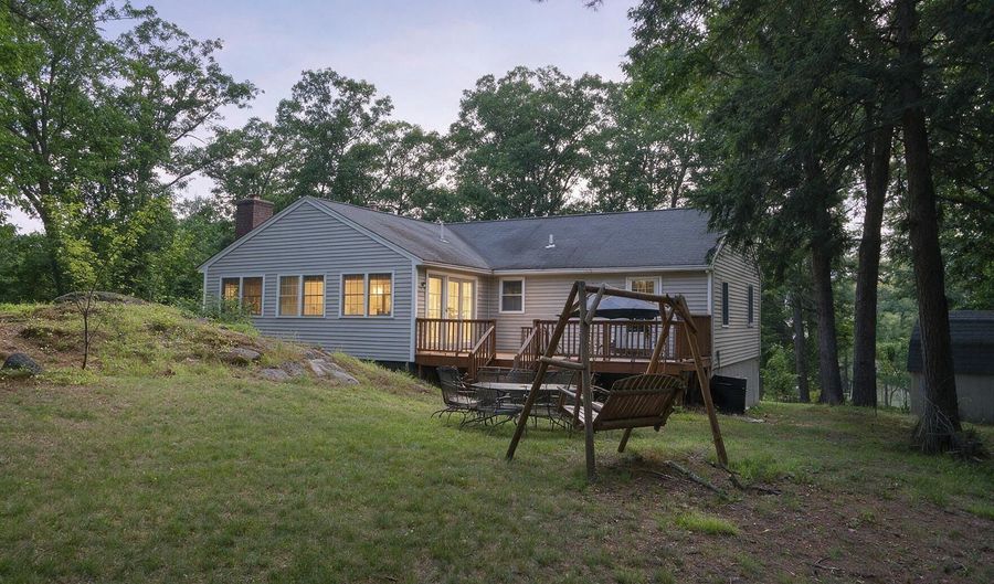 180 Back River Rd, Bedford, NH 03110 - 3 Beds, 3 Bath