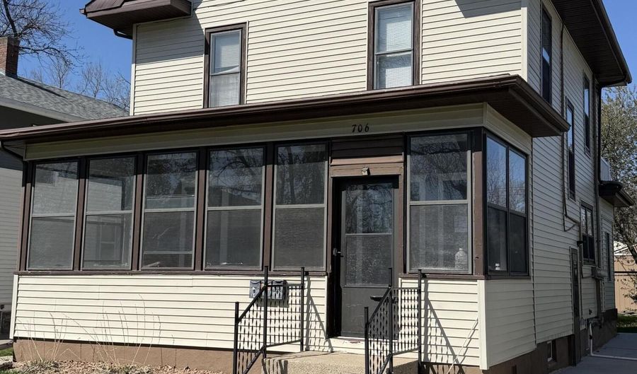 706 S 9th St, Aberdeen, SD 57401 - 0 Beds, 0 Bath