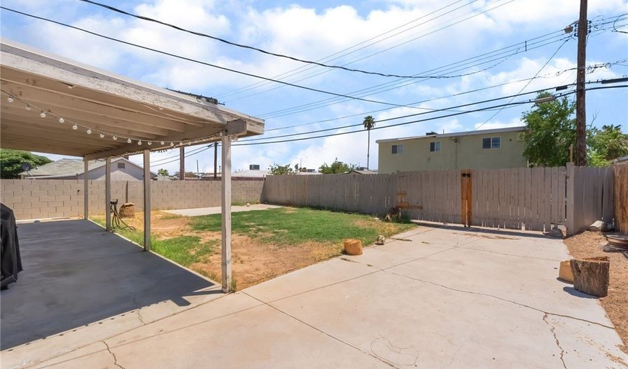 2002 Marlin Ave, Las Vegas, NV 89101 - 3 Beds, 2 Bath