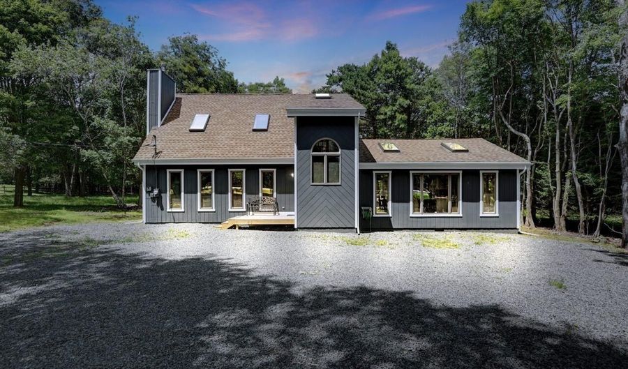 875 Stony Mountain Rd, Albrightsville, PA 18210 - 4 Beds, 2 Bath