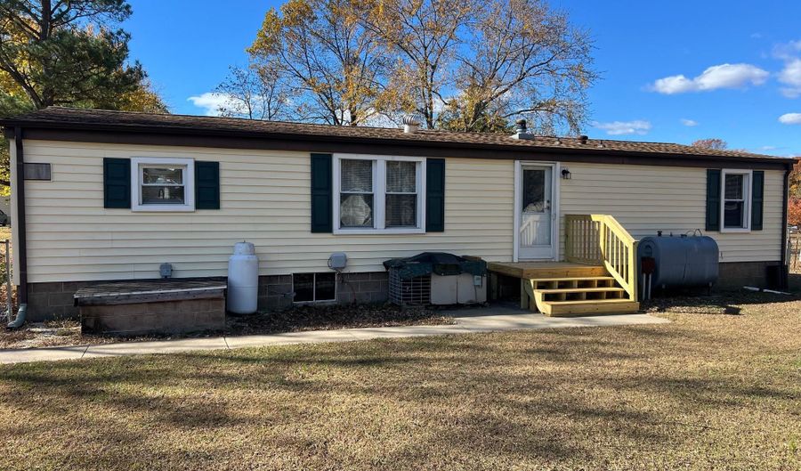 150 WEST St, Magnolia, DE 19962 - 3 Beds, 2 Bath