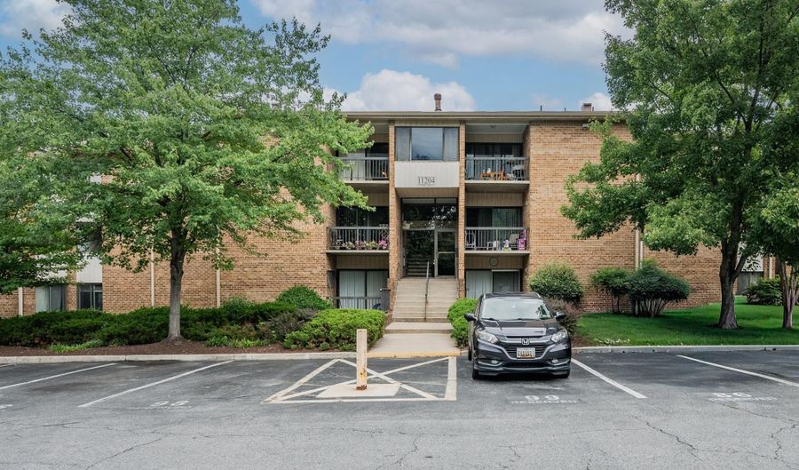 11204 CHERRY HILL Rd 81, Beltsville, MD 20705 - 2 Beds, 2 Bath