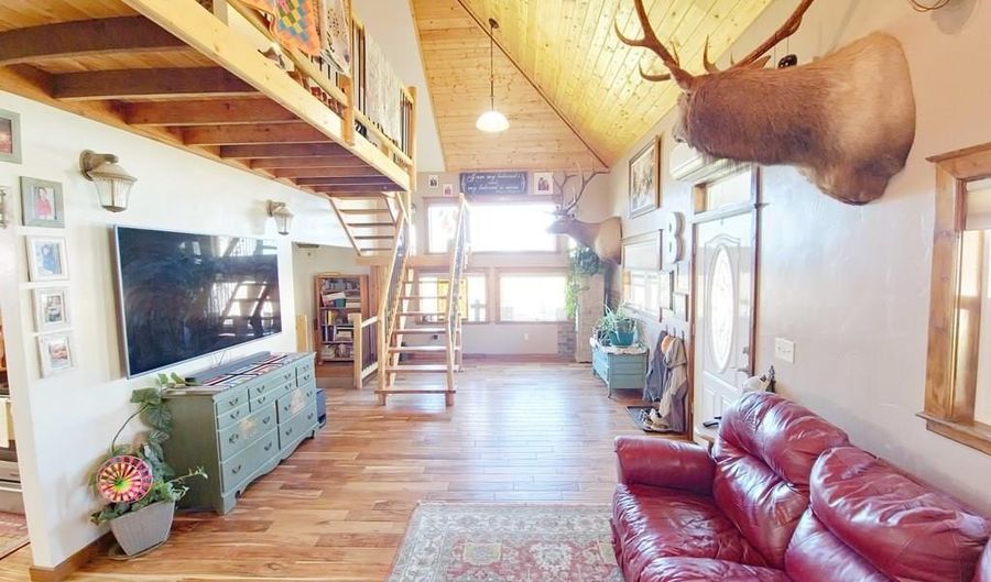 210 E Salmon Ave, Arco, ID 83213 - 4 Beds, 2 Bath