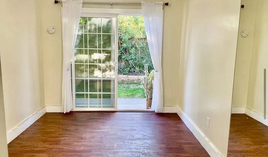 4985-89 Narragansett Ave, San Diego, CA 92107 - 4 Beds, 4 Bath