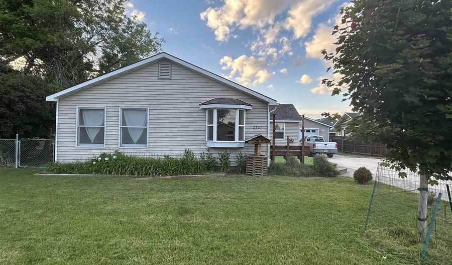 2531 Central Ave, Cody, WY 82414 - 3 Beds, 2 Bath