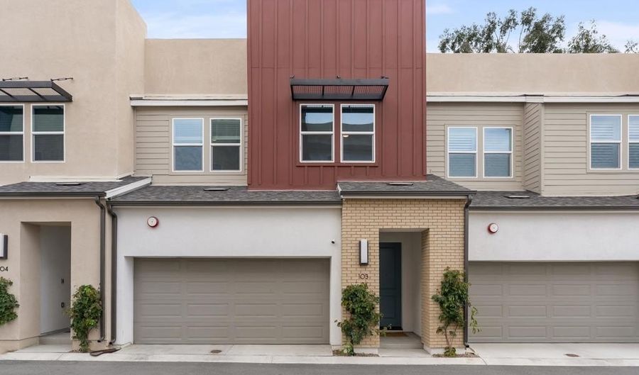 7661 University Ave 103, La Mesa, CA 91942 - 3 Beds, 3 Bath