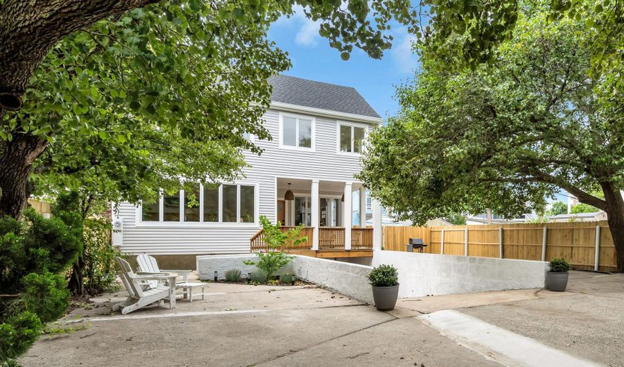 306 E 7th Ave, Asbury Park, NJ 07712 - 3 Beds, 2 Bath