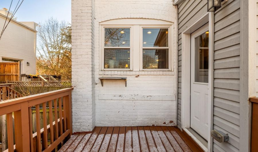 912 I St NE, Washington, DC 20002 - 3 Beds, 4 Bath