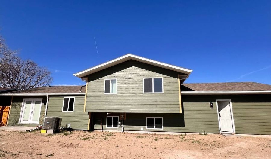2039 Niobrara Ave, Alliance, NE 69301 - 3 Beds, 2 Bath