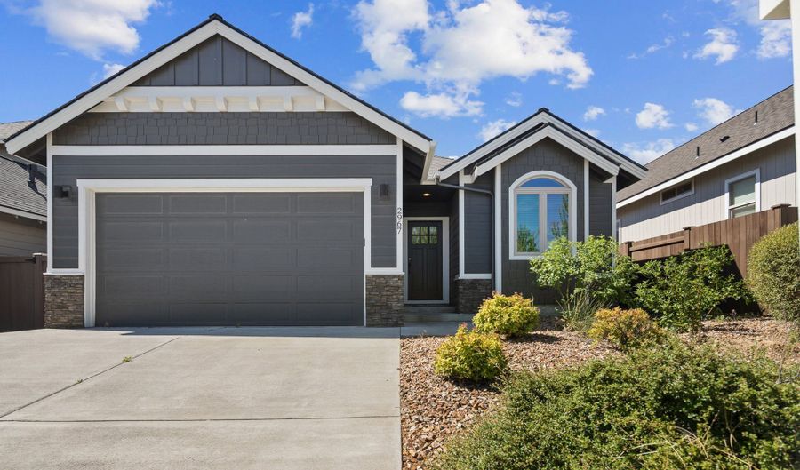 2967 NE MAREA Dr, Bend, OR 97701 - 3 Beds, 2 Bath