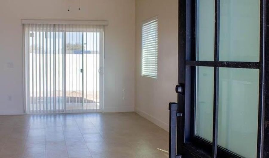 10480 W MONACO Blvd, Arizona City, AZ 85123 - 3 Beds, 2 Bath