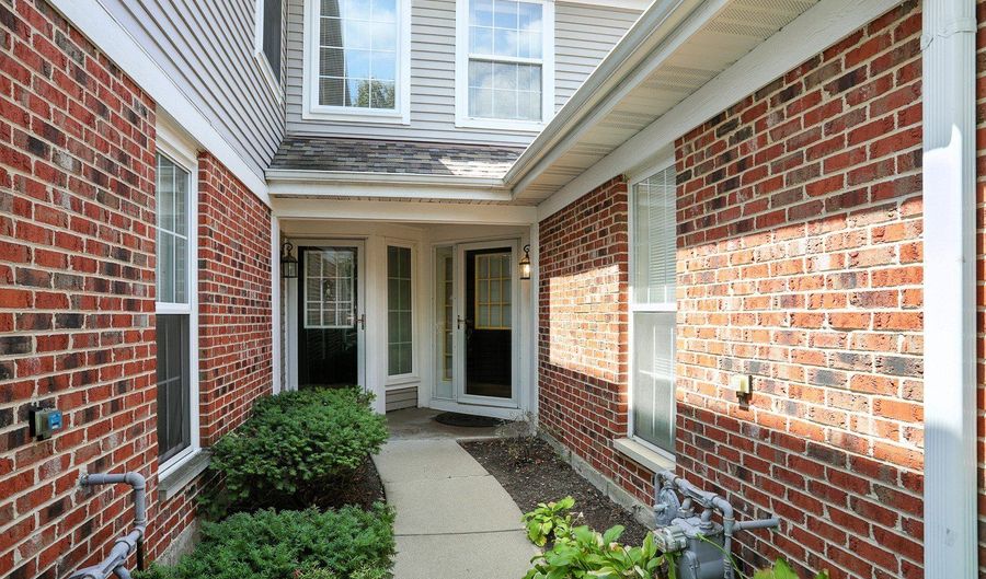1956 N Silver Lake Rd, Arlington Heights, IL 60004 - 2 Beds, 2 Bath