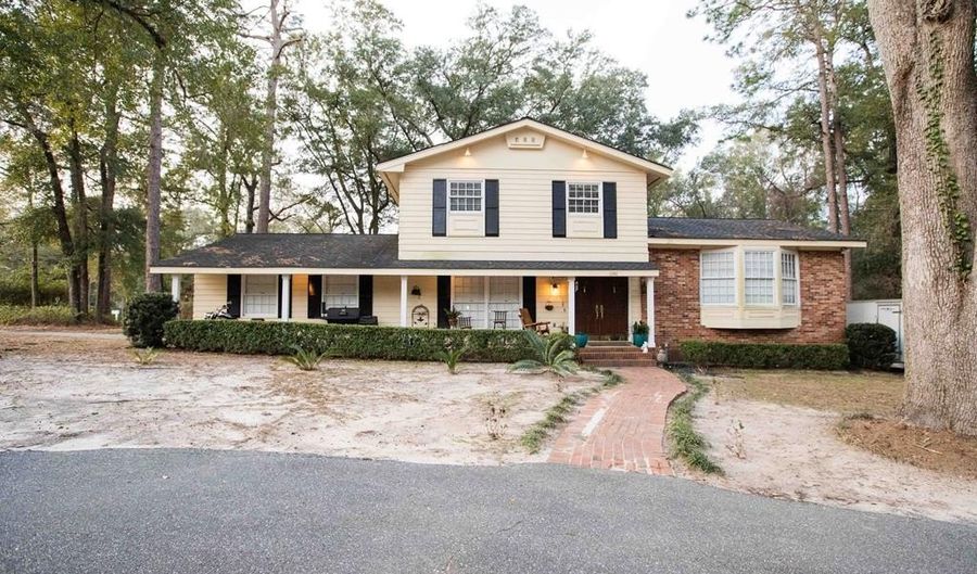 1606 Twin Lks, Bainbridge, GA 39819 - 4 Beds, 4 Bath