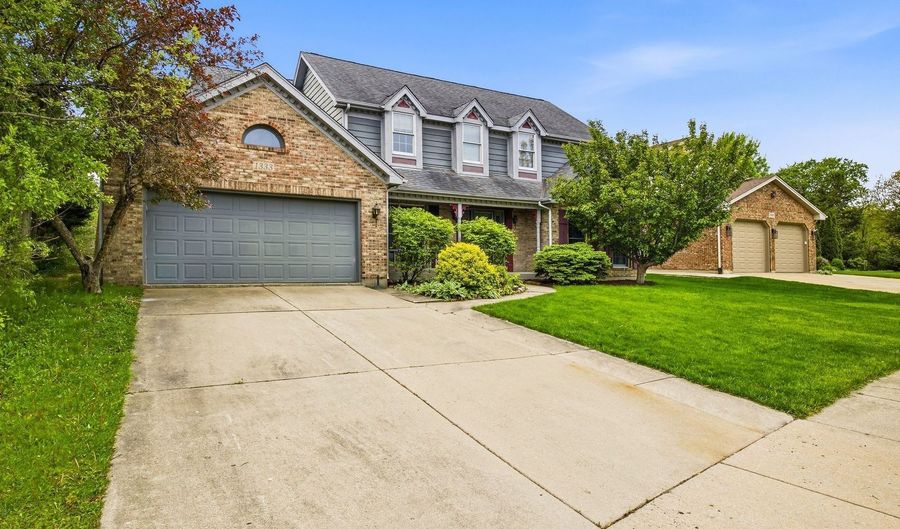 1333 W Sable Dr, Addison, IL 60101 - 4 Beds, 4 Bath