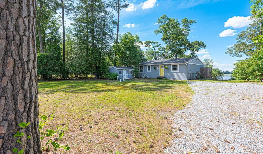 29959 MOUNTAIN LAUREL Dr, Dagsboro, DE 19939 - 2 Beds, 1 Bath
