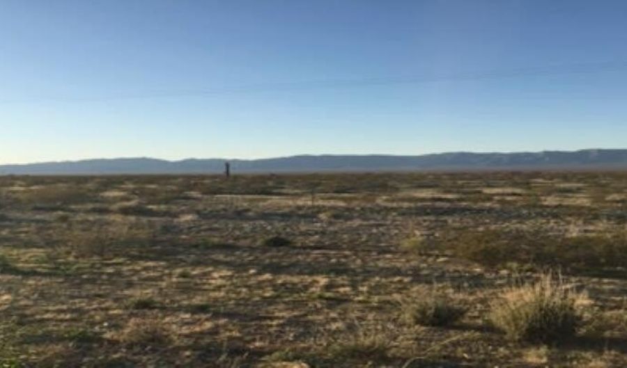 W 60 Highway, Aguila, AZ 85320 - 0 Beds, 0 Bath