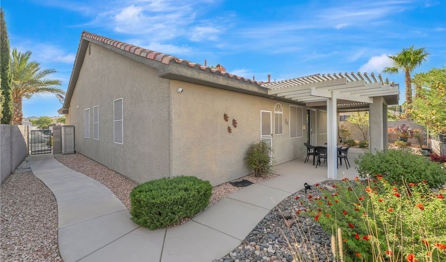 1299 Echo Creek St, Henderson, NV 89052 - 3 Beds, 3 Bath