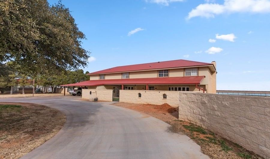 1600 NE 1001, Andrews, TX 79714 - 6 Beds, 5 Bath