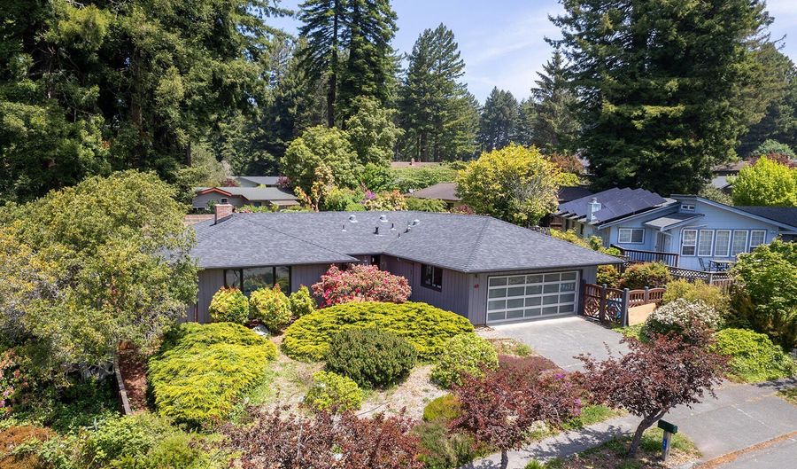 48 California Ave, Arcata, CA 95521 - 3 Beds, 2 Bath