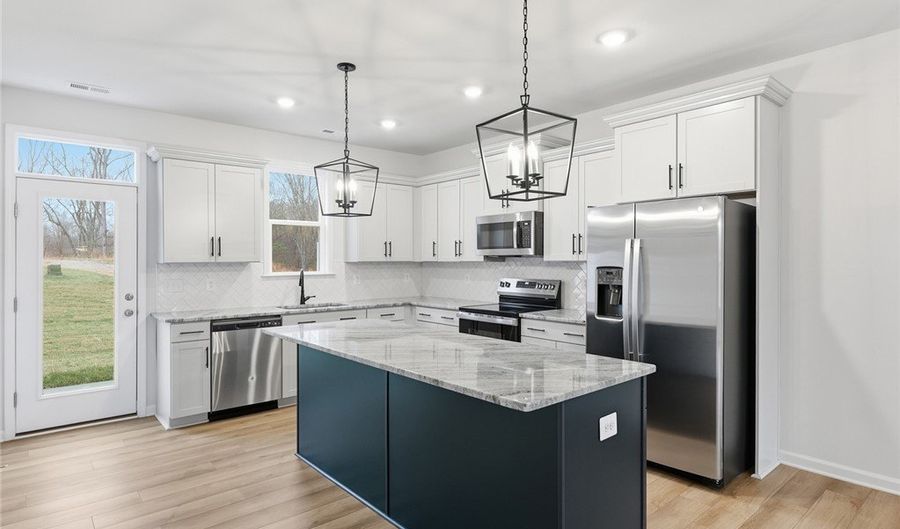 161 Corcoran Way, Aylett, VA 23009 - 3 Beds, 3 Bath