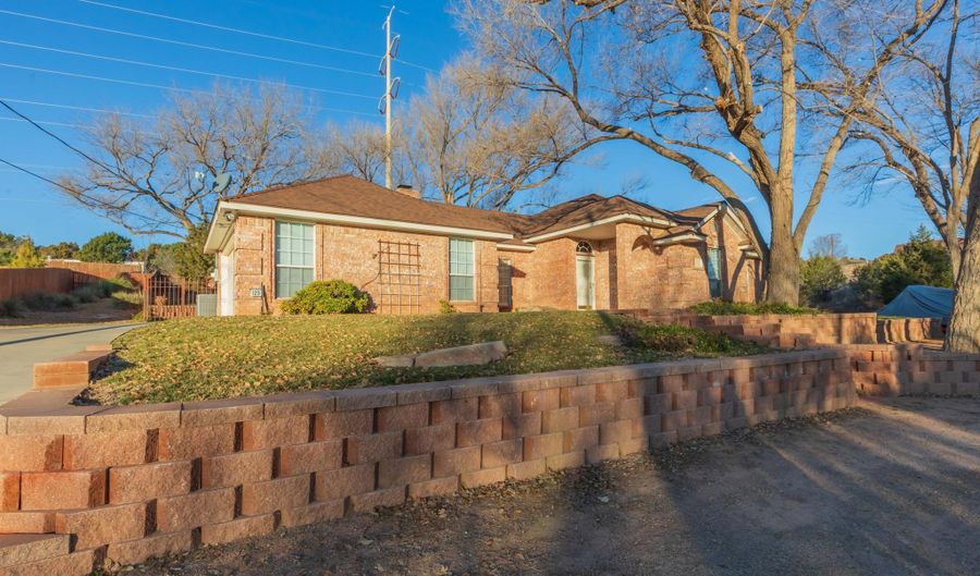 123 BAYSHORE Dr, Amarillo, TX 79118 - 3 Beds, 2 Bath