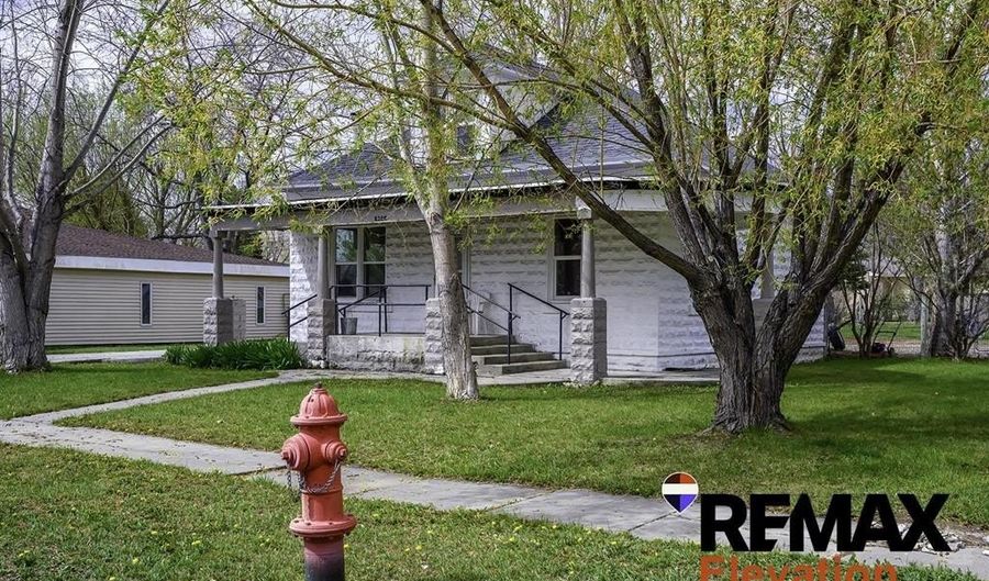 602 S 6th St, Basin, WY 82410 - 2 Beds, 1 Bath