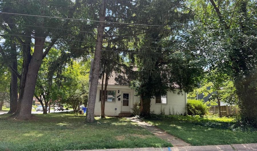 6000 SONOMA Rd, Bethesda, MD 20817 - 2 Beds, 1 Bath